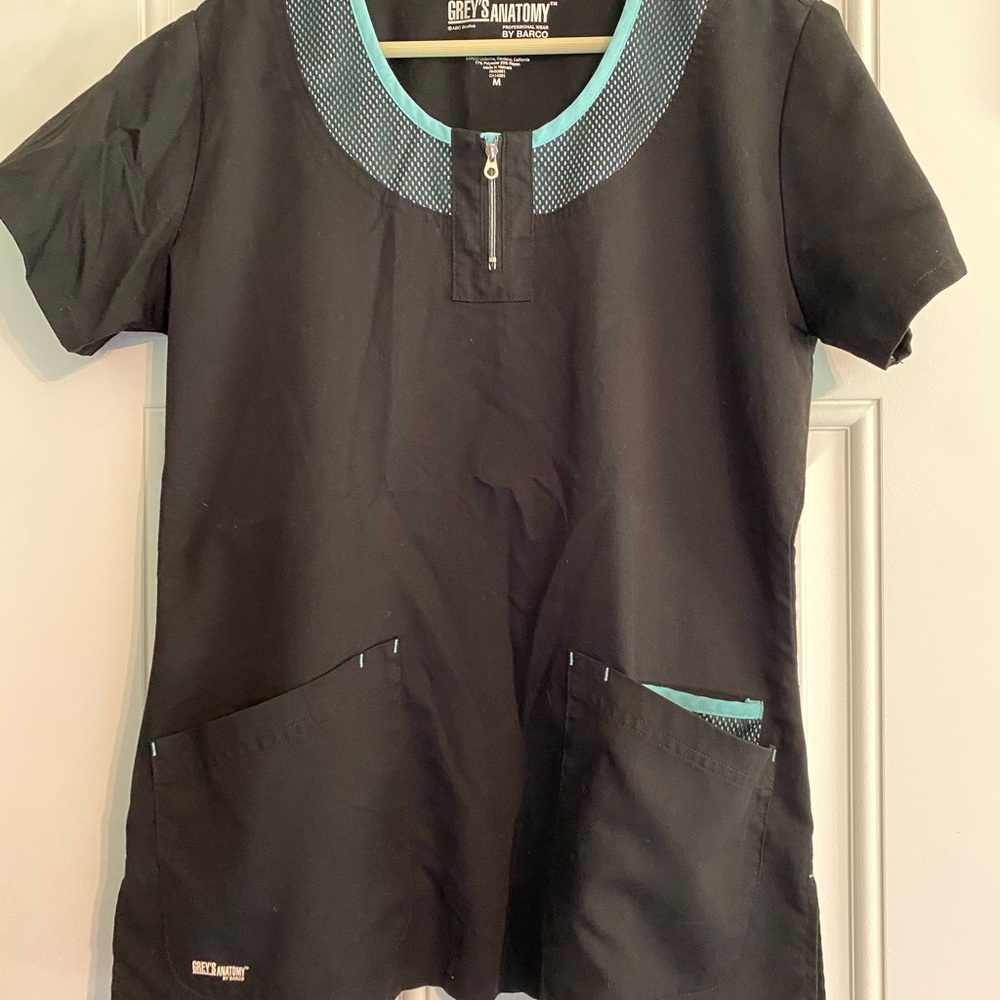 Grey's Anatomy Black Scrub Top size Medium